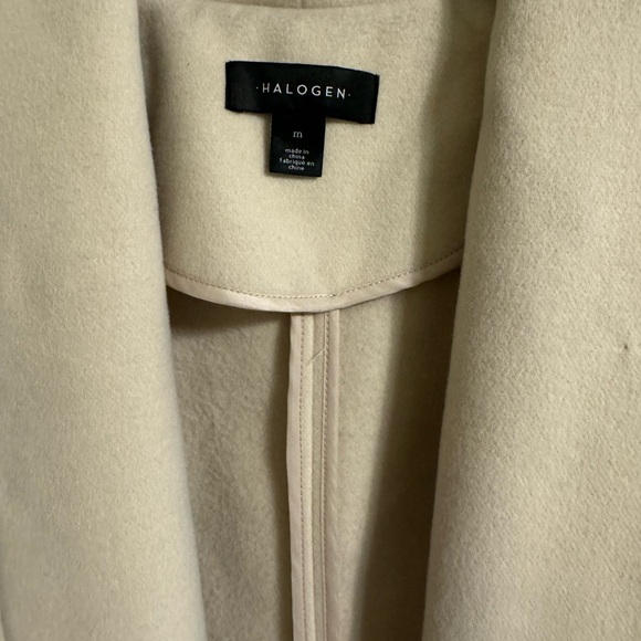 Halogen Coat Size Medium - Picture 3 of 6